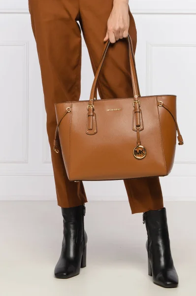 Δερμάτινα τσάντα shopper VOYAGER Michael Kors χρώμα κονιάκ
