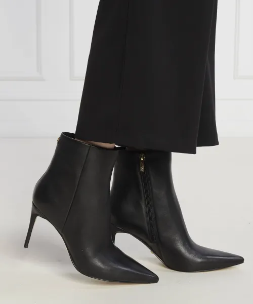 Δερμάτινα μποτάκια με ψηλό τακούνι Guess μαύρο