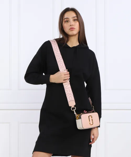 Δερμάτινα ταχυδρομική τσάντα THE SNAPSHOT Marc Jacobs πουδραρισμένο ροζ