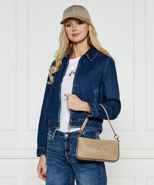 Τσάντα ώμου Sculpted Calvin Klein Jeans μπεζ