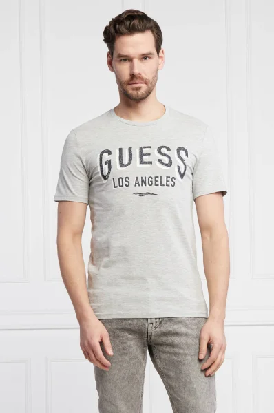 T-shirt SIGNBOARD | Regular Fit GUESS γκρί