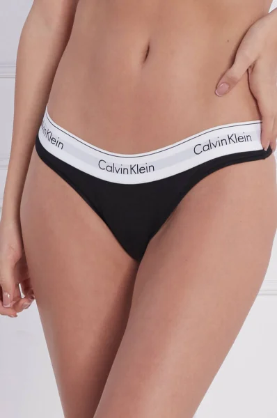 Slip TANGA Calvin Klein Underwear μαύρο
