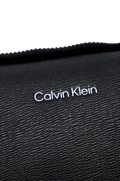 Τσάντα μέσης Calvin Klein μαύρο